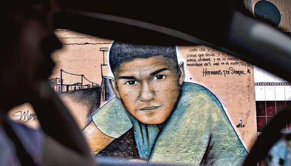 Mural dedicado a la memoria de ‘Toñito’. Muchos jóvenes en el Callao aspiran a terminar pintados de esta forma para ser inmortalizados. (Foto: Anthony Niño de Guzmán)