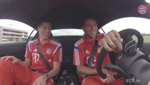 VIDEO: Claudio Pizarro puso a prueba el Audi R8