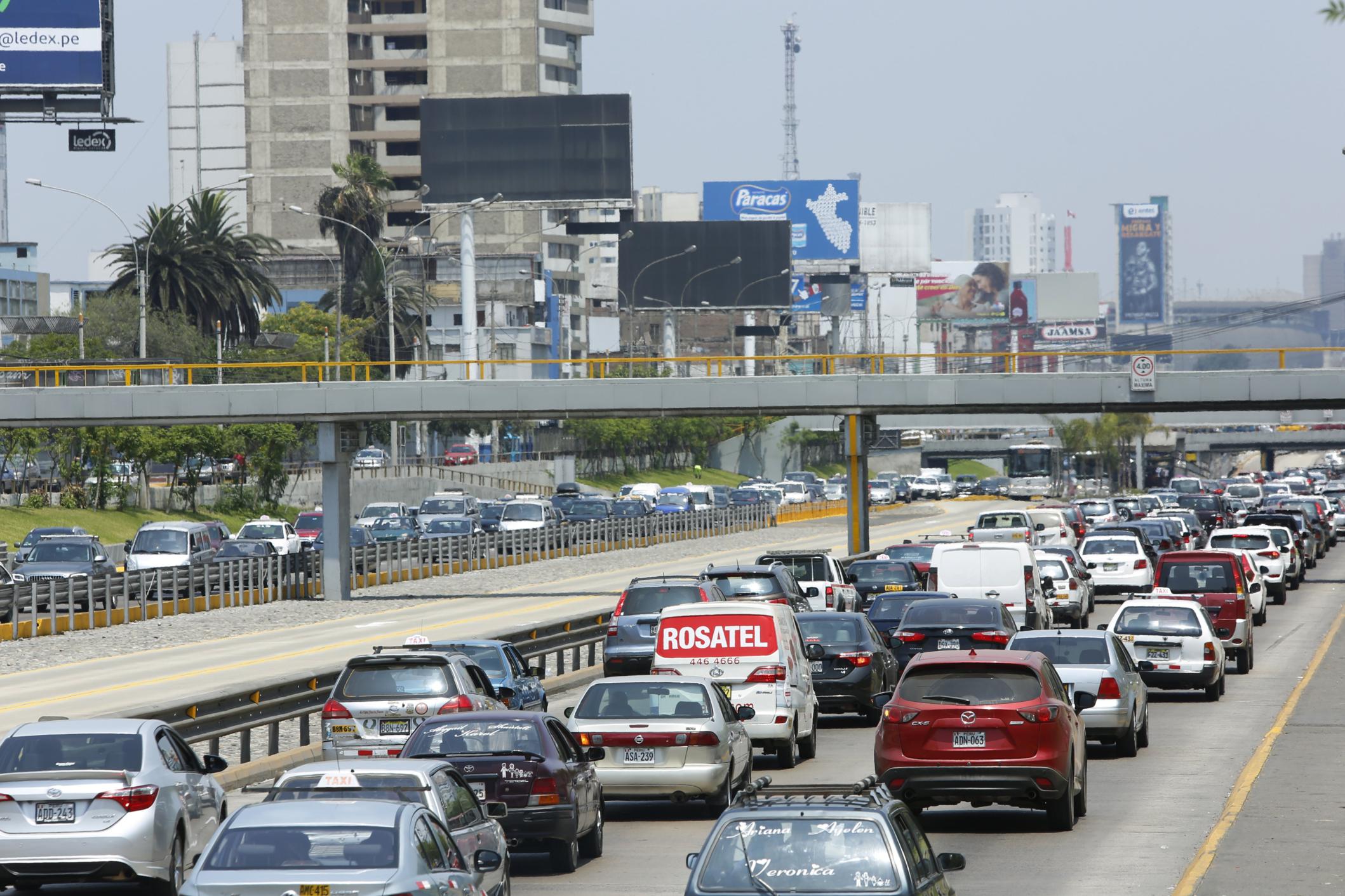 La Autoridad de Transporte Urbano (ATU) busca solucionar el problema del tránsito en Lima y Callao. (Foto: GEC)