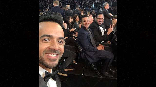 Luis Fonsi junto a Daddy Yankee cantando "Despacito" en la 60 edición de los premios Grammy. (Foto: AFP)