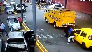 Robo de película a camión blindado en Uruguay [VIDEO]