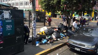 Calles llenas de basura en tercer día de huelga de trabajadores