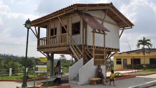 Construyen viviendas de bambú adaptadas al cambio climático