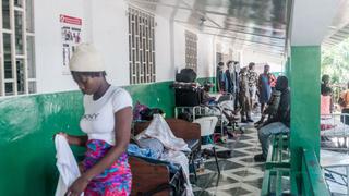 Tras el terremoto, los hospitales de Haití están saturados