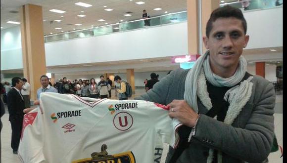 Universitario: llegó Henry Giménez, su nuevo delantero