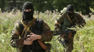 Ucrania acusa a rebeldes de destruir pruebas de avión derribado