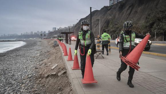 El Ejecutivo ha establecido que los viernes, sábados y domingos  no se permitirá el ingreso a la zona de arena ni al mar en las playas de Lima y Callao. (FOTOS: RENZO SALAZAR)