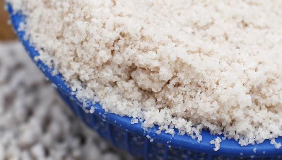 Autoridades de EE.UU. piden reducir sal añadida a alimentos