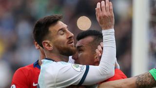 Argentina vs. Chile: patadas, peleas y la polémica expulsión de Lionel Messi en imágenes [FOTOS]
