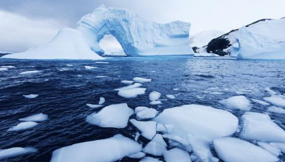 Antártida: Hallan signos de vida en lagos subterráneos