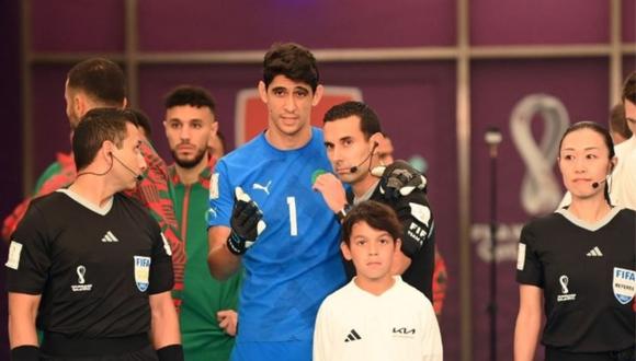 Yassine Bounou iba a ser titular, pero misteriosamente "desapareció" antes del partido. (Foto: Agencias)