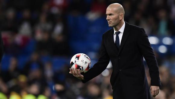 Los números de Zinedine Zidane en esta temporada con el Real Madrid no son los mejores. De hecho son idénticos a los de José Mourinho en la campaña 2012-13. (Foto: AFP)
