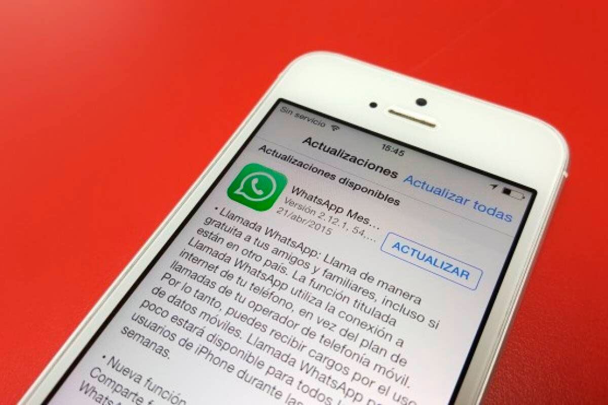 Llegada la fecha, algunos iPhone no podrán actualizar WhatsApp. (Foto: Google)