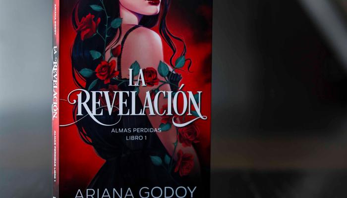 Ariana Godoy's seventh published book  