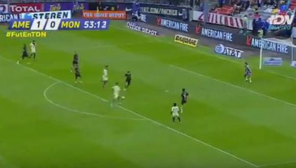 El colombiano Mateus Uribe aprovechó la habilitación de Henry Martín, para anotar con un solo toque el gol de la tranquilidad americanista ante Monarcas Morelia. (Foto: captura)