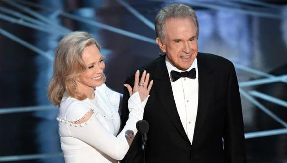 Warren Beatty y Faye Dunaway nombraron como ganadora de la noche a &quot;La La Land&quot; en vez de &quot;Moonlight&quot;.
