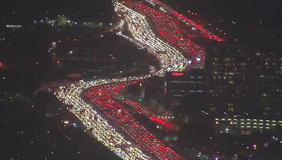 El impresionante tráfico en Los Ángeles por el Día de Acción de Gracias. (YouTube).