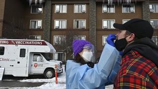 Alaska es el primer estado de EE.UU. que elimina los requisitos de vacunación contra el coronavirus