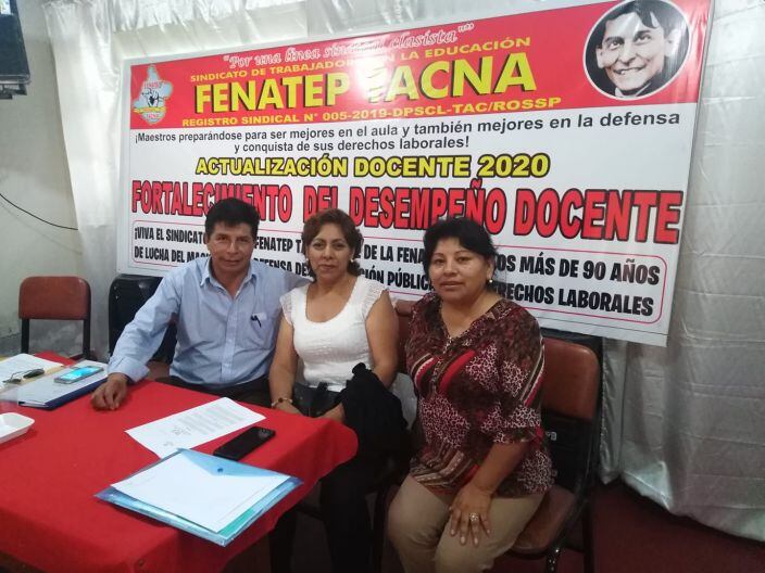Pedro Castillo, Gladys Burgos y Mery Coila durante una reunión de dirigentes magisteriales en enero del 2020.