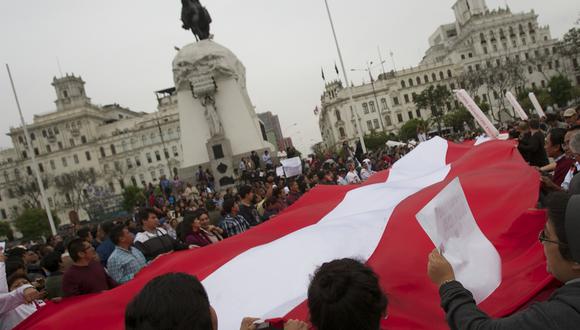 Los manifestantes se concentrarán en la plaza San Martín este viernes para una nueva marcha contra los casos de corrupción en el Poder Judicial. (Foto: Lino Chipana / El Comercio)