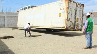 Coronavirus en Perú: trasladan cámara frigorífica a estadio de Piura para tratamiento de cadáveres