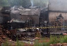 Pakistán: Al menos 17 muertos tras la caída de un avión militar sobre casas