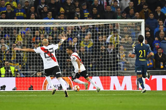 River vs. Boca: 'Pity' Martínez y el gol con el que selló el título de la Copa Libertadores. (Foto: AFP/AP)