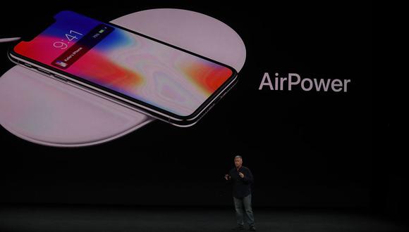 Este martes Apple presentó su nuevo modelo iPhone X. También destacó su nuevo cargador AirPower. (Foto: AFP)