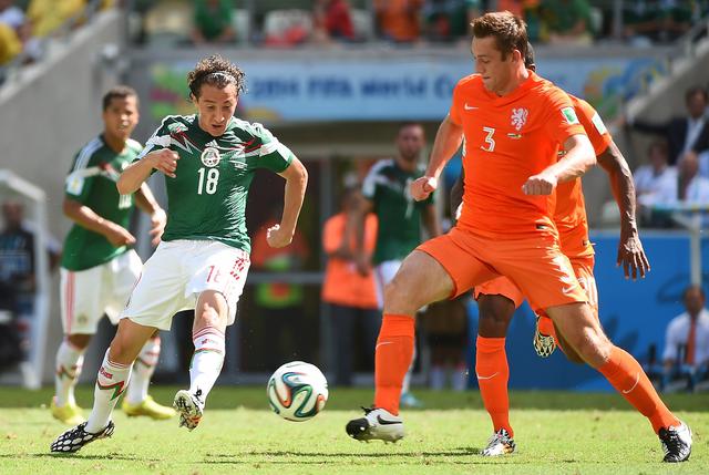 Uno de los defensas centrales de la selección de Holanda es Stefan de Vrij, quien milita en el F.C. Internazionale, de Italia. Su costo en el mercado de futbolistas es de US$46 millones, aproximadamente. (Foto: AFP)