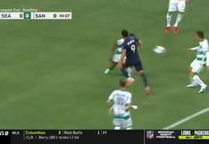 Raúl Ruidíaz y su acrobática acción con el Seattle Sounders en la Leagues Cup | VIDEO