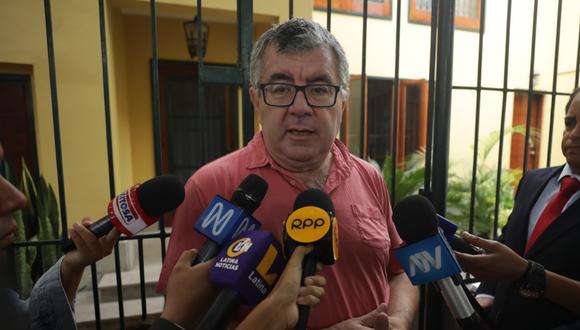 El periodista Juan Carlos Tafur calificó de “abusiva, irracional e inmotivada” la medida de allanamiento a su vivienda por parte de los miembros del Equipo Especial de Fiscales contra la Corrupción del Poder (Eficcop).