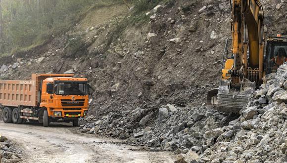 MTC reinició la ejecución del tramo 2 de la carretera Oyón-Ambo.