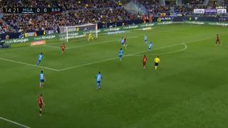Barcelona vs. Málaga: Luis Suárez marcó golazo tras este increíble centro | VIDEO