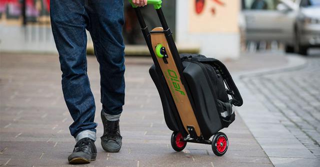Recorre la ciudad con esta mochila que se convierte en scooter - 2