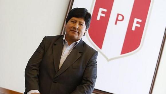El presidente de la Federación Peruana, Edwin Oviedo, espera que Christian Cueva solucione sus problemas con Sao Paulo. (Foto: USI).