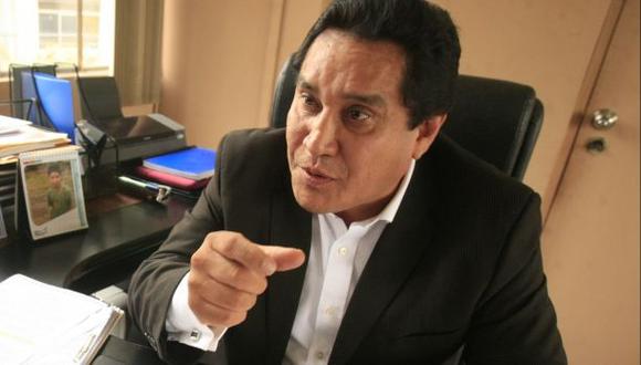 JNE abrió proceso sancionador contra alcalde Carlos Burgos