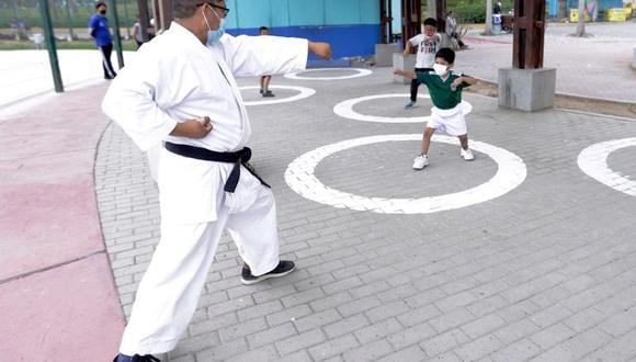Los menores podrán aprender artes karate. (Foto: GEC)