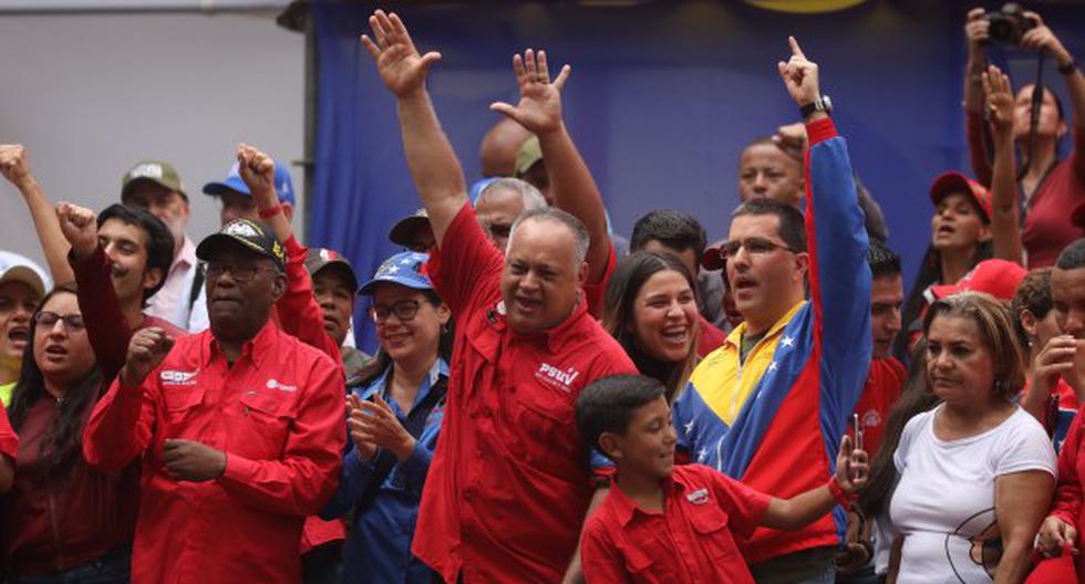 El presidente de la Asamblea Nacional Constituyente, Diosdado Cabello, junto a los ministros Jorge Arreaza y Aristóbulo Istúriz. (Foto: AFP)