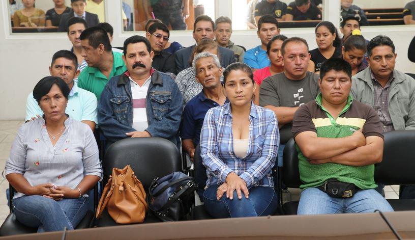 Elsa Malpartida, Nancy Obregón y otros procesados durante el inicio del juicio oral en la sala de audiencias del penal Ancón (Foto: Poder Judicial)