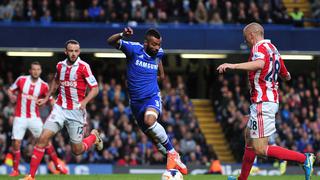 Ashley Cole, campeón de Champions con el Chelsea, anunció su retiro del fútbol profesional