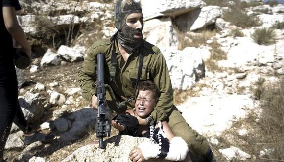 Cisjordania: Difunden video de brutal arresto a niño palestino