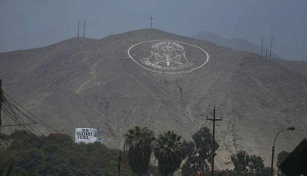 No solo en cerro: jefe de Diroes luce nombre en tanque de agua - 1