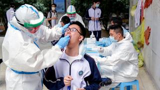 China reporta el primer caso de coronavirus en Wuhan en más de un mes