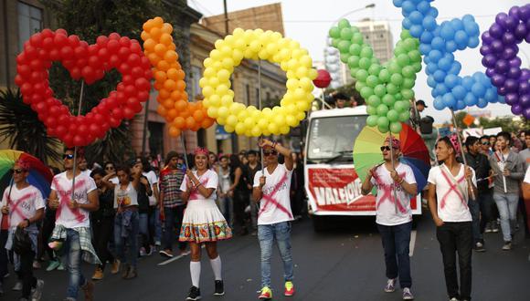 "Si el Estado no reconoce derechos iguales para la comunidad LGBTI y nos permite casarnos y tener hijos legalmente, seguiremos siendo ciudadanos de segunda categoría", afirma María Alejandra Campos. (Foto: El Comercio)