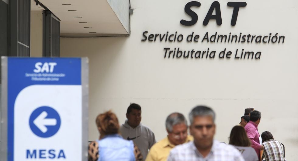 Prometen congelar las papeletas en la misma puerta del SAT. (Foto: Archivo El Comercio)