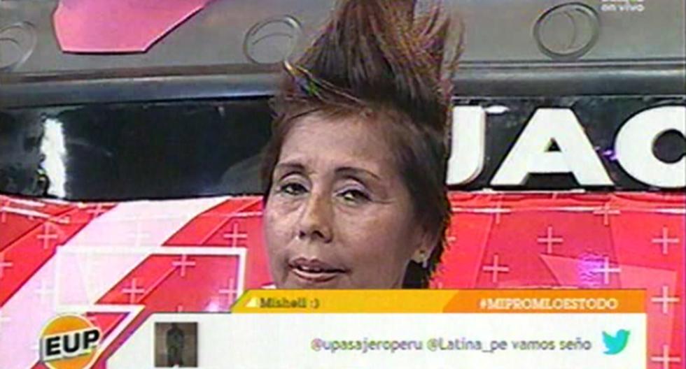 Mamá se cortó el cabello al estilo punk. (Foto: Captura Frecuencia Latina)