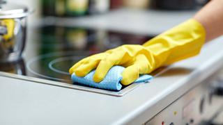 La mejor forma de desinfectar los pañitos de limpieza en casa