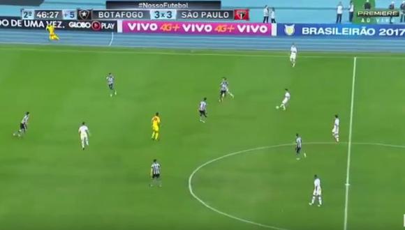 Christian Cueva brindó una exquisita asistencia en el minuto final, la cual permitió que su compañero Marco Guilherme anotara el gol del triunfo (4-3) sobre Botafogo. (Foto: captura de video)