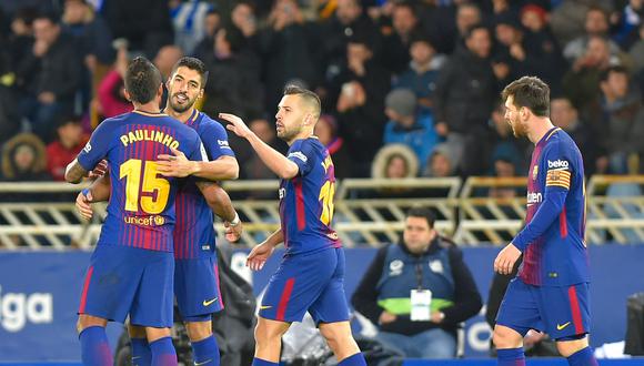 El delantero uruguayo Luis Suárez marcó uno de sus mejores goles con camiseta de FC Barcelona con sutil definición de derecha en Anoeta. (Foto: AFP)