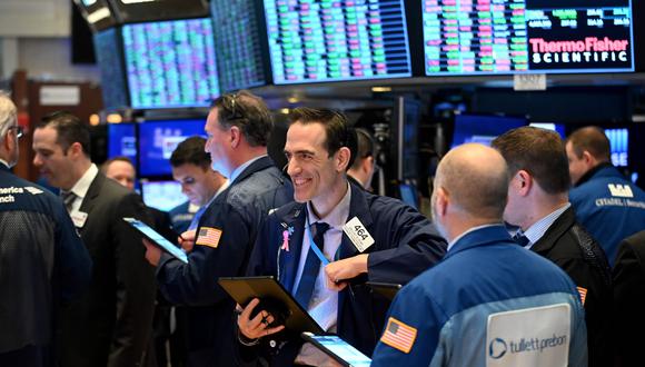 Wall Street se disparó este lunes en los últimos minutos de la sesión. (Foto: AFP)